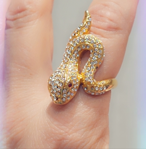 Jewelry - Goldtone Snake Ring With Jewels